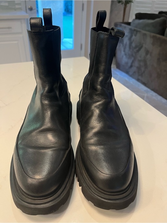 All Saints Shoes - All Saints Harlee Black Leather Chelsea Boots with Lug Sole. Women’s Size 9.5
